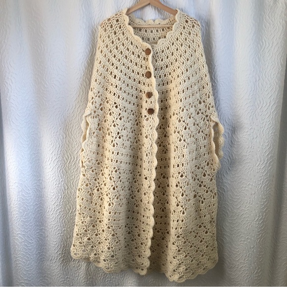 Handmade Cream Crochet Wool Knit Oversized Button Up Sweater Cape - Picture 1 of 15